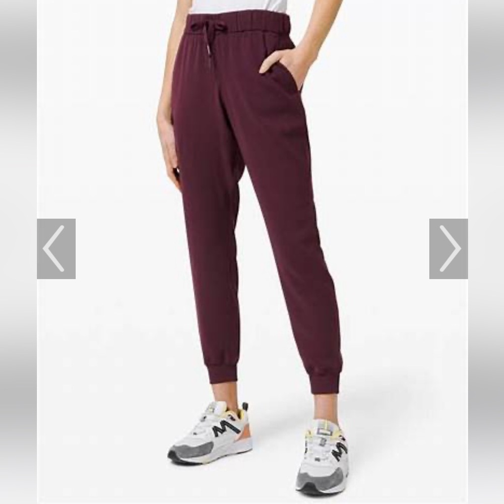 Lululemon On The Fly Joggers